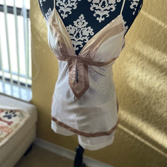 Bebe Silk Cami Top - Picture 4 of 8